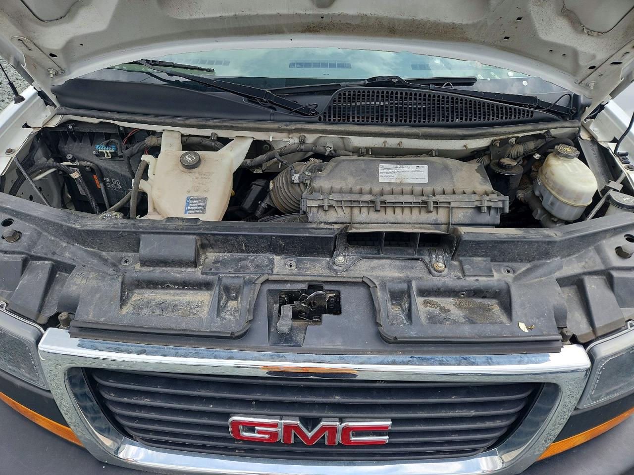 GMC Savana Cutaway G4500