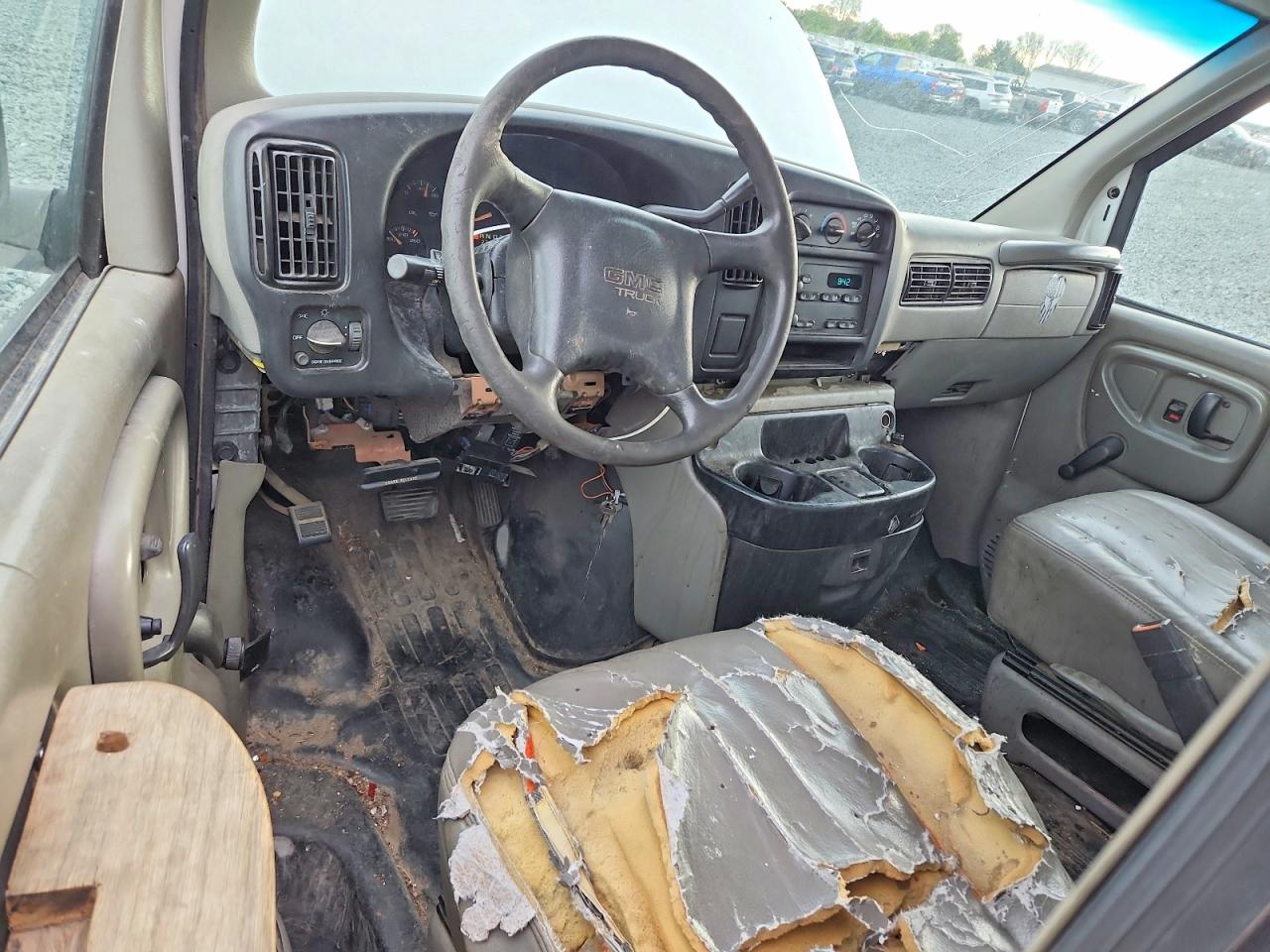 GMC Savana