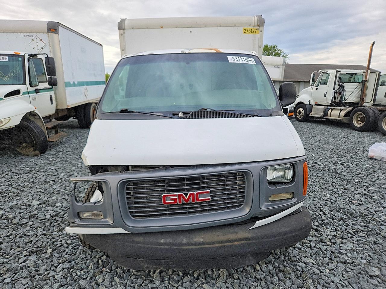 GMC Savana