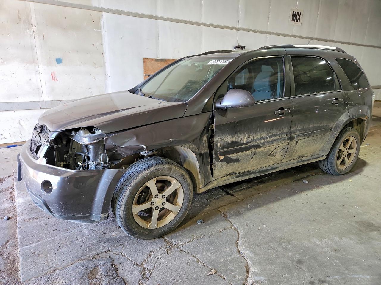 Salvage Chevrolet Equinox Image