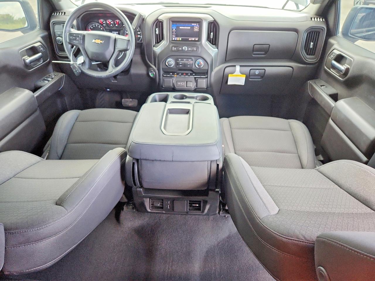 Chevrolet Silverado C1500 Custom