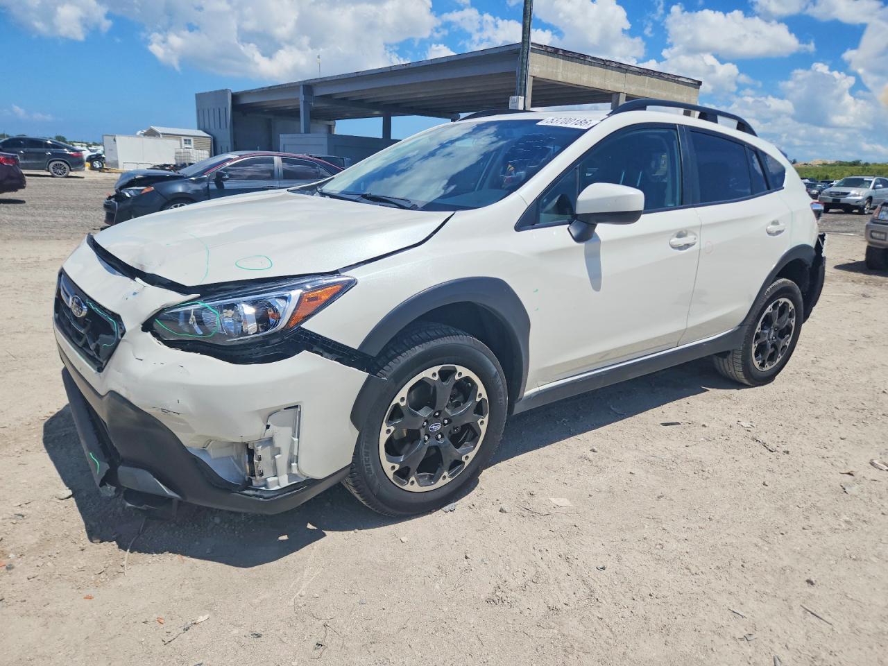 Salvage Subaru Crosstrek Image
