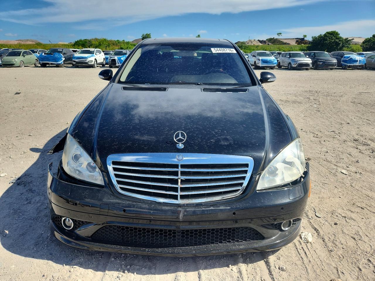 Mercedes-Benz S-Class 550