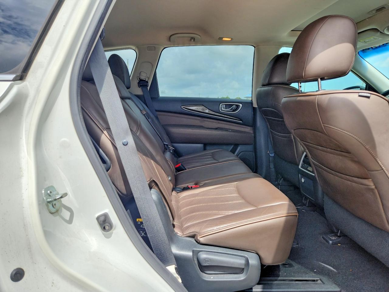 INFINITI Qx Base