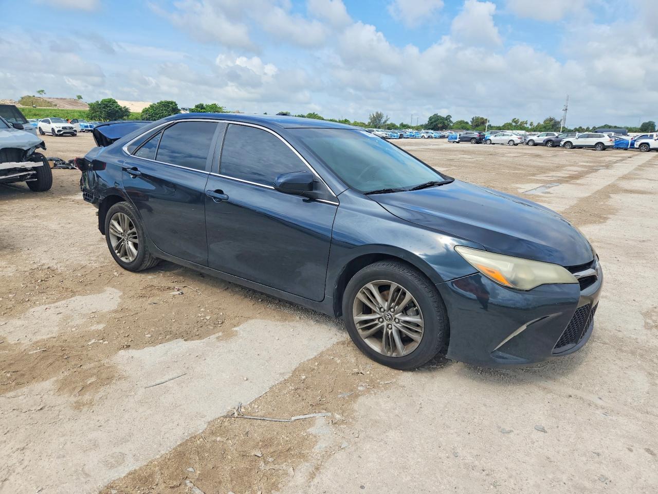 Toyota Camry Se