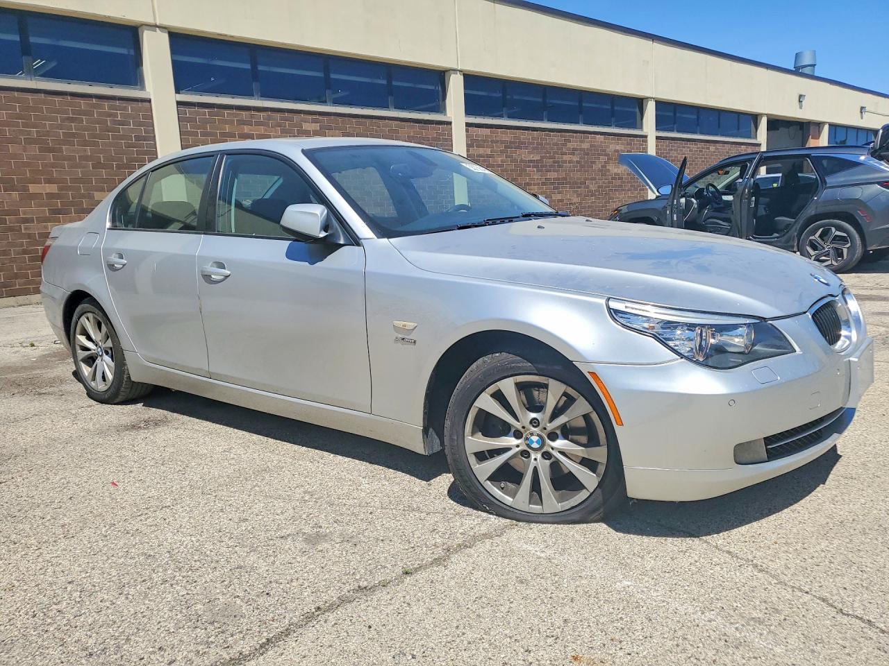 BMW 5 Series Xi