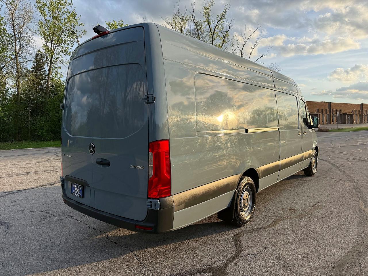Mercedes-Benz Sprinter 2500
