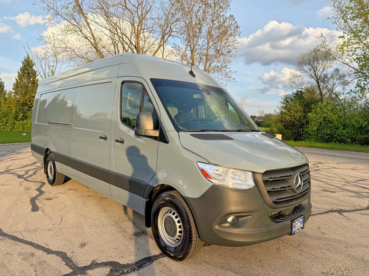 Salvage Mercedes-Benz Sprinter Image
