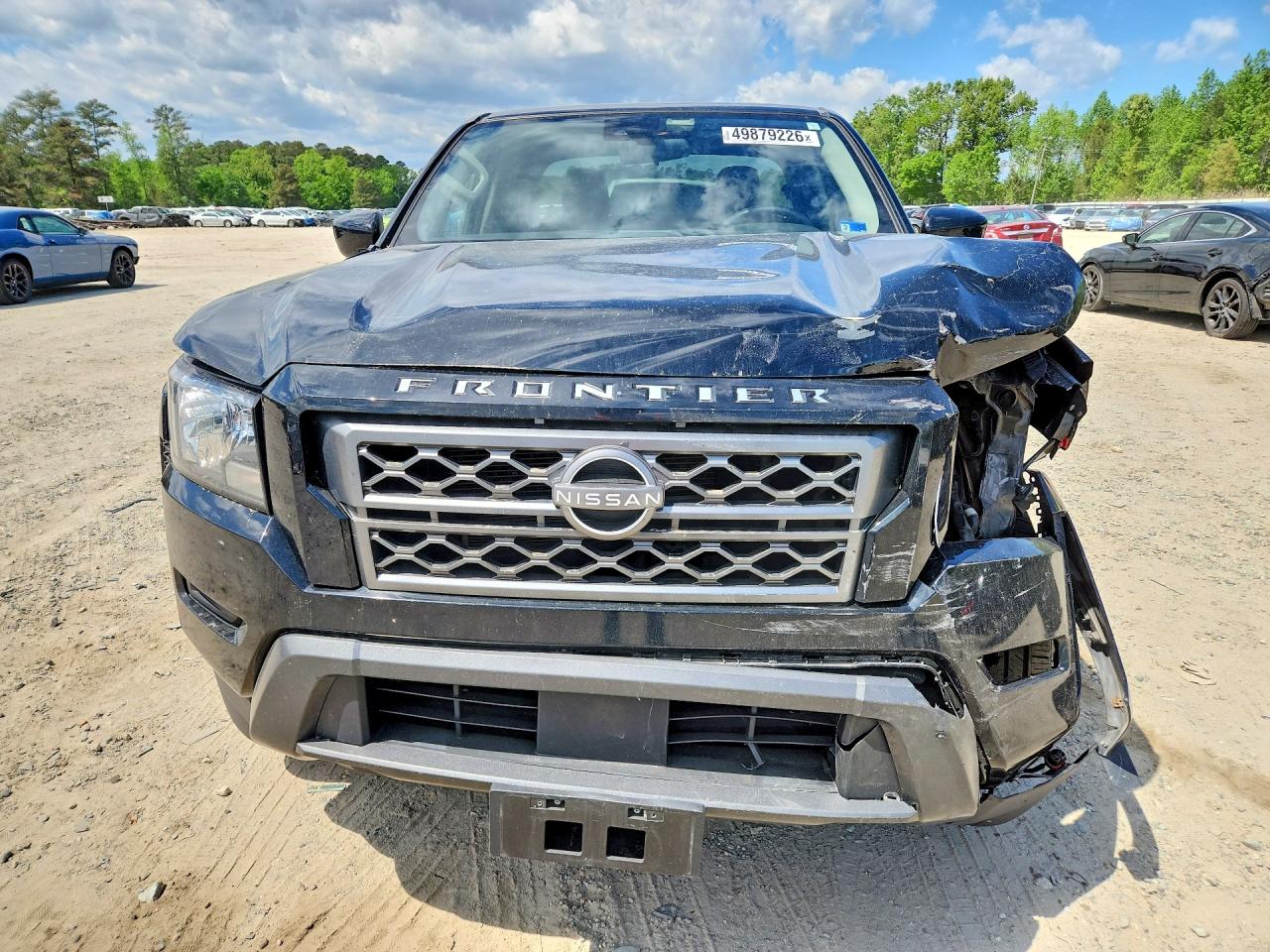 Nissan Frontier Sv