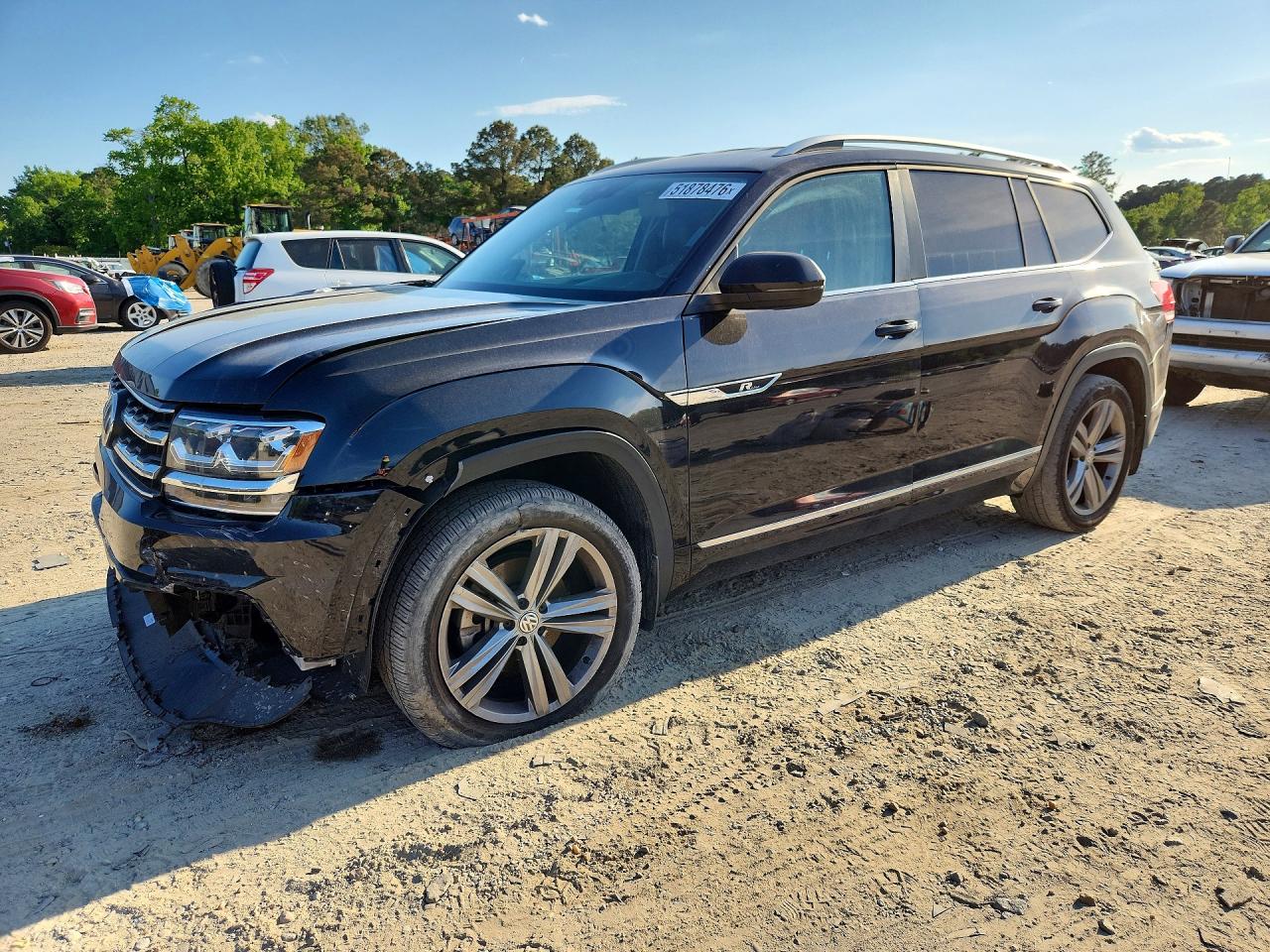 Salvage Volkswagen Atlas Image