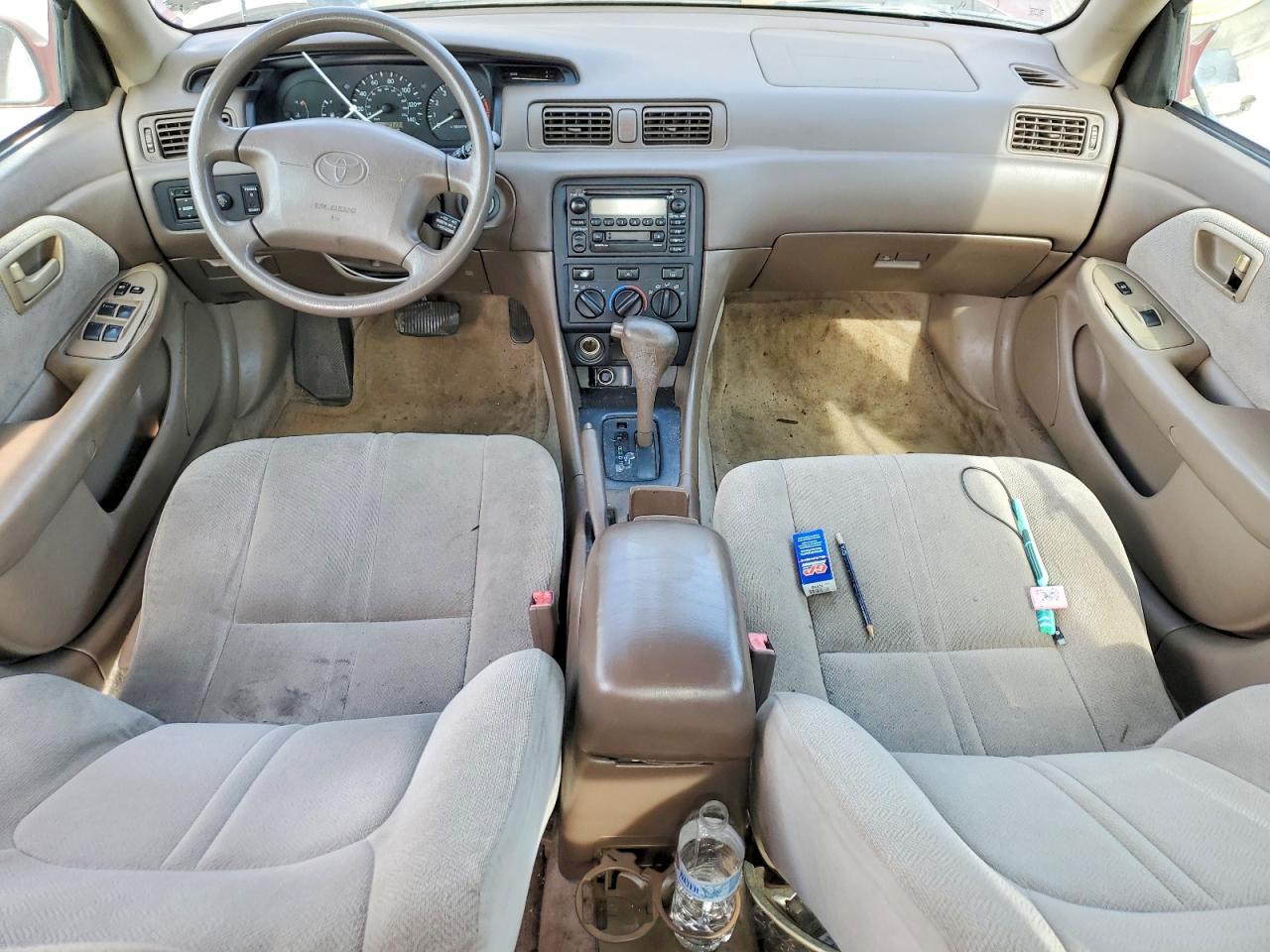 Toyota Camry Ce