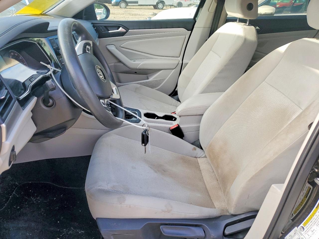 Volkswagen Jetta S