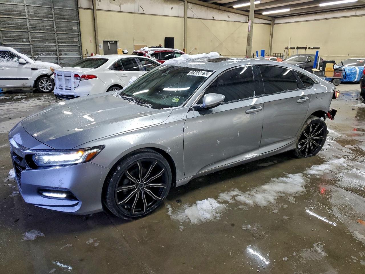 Salvage Honda Accord Image