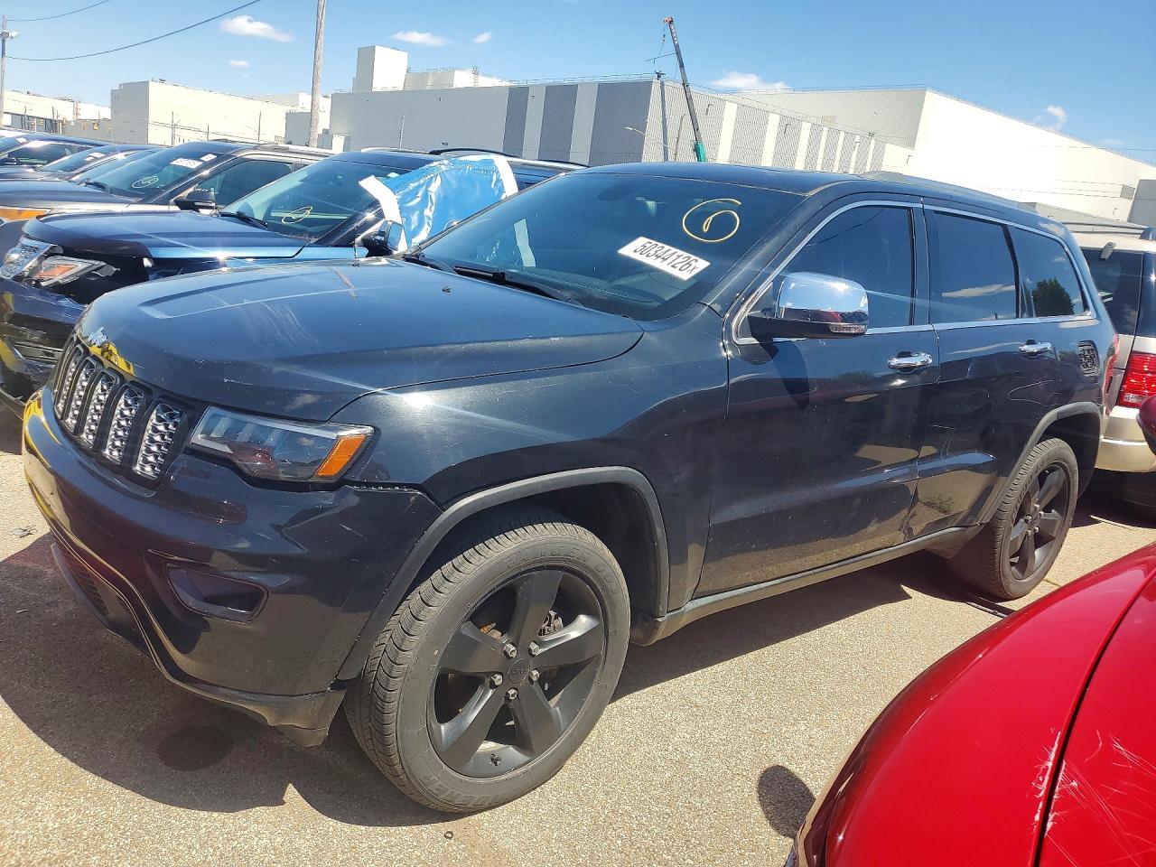 Salvage Jeep Cherokee Image