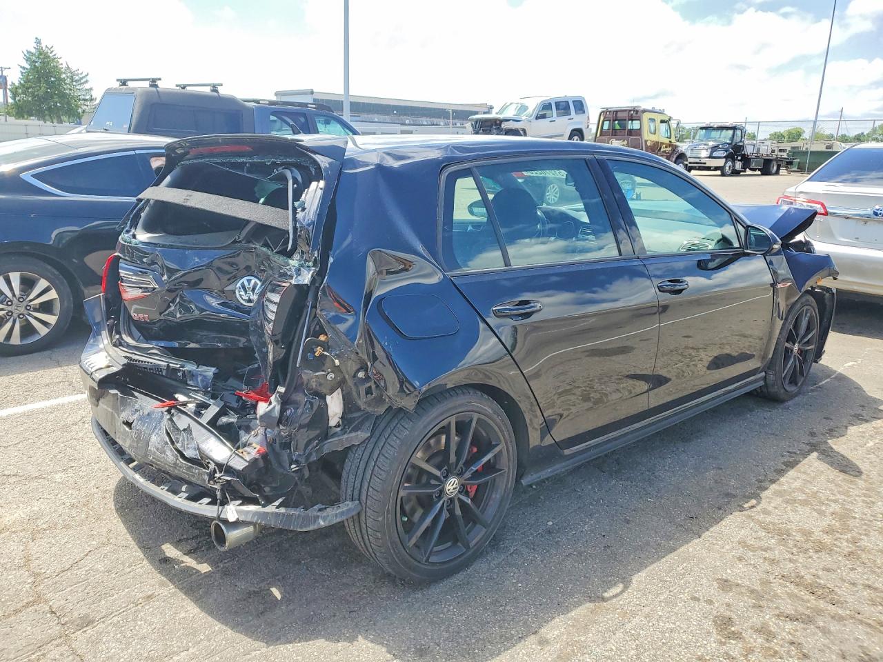 Volkswagen GTI S