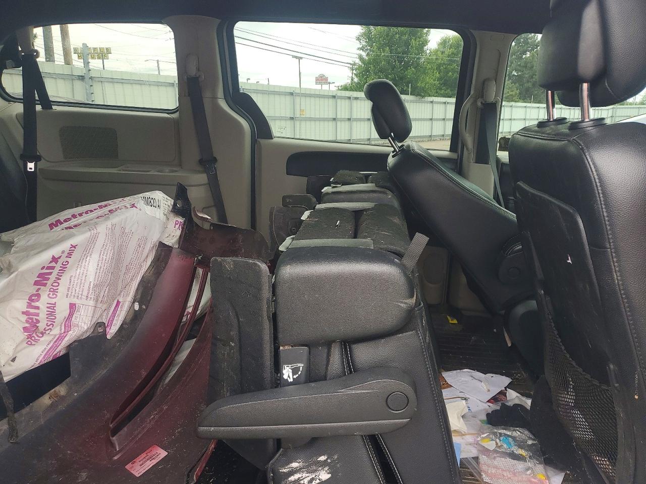 Dodge Caravan Sxt