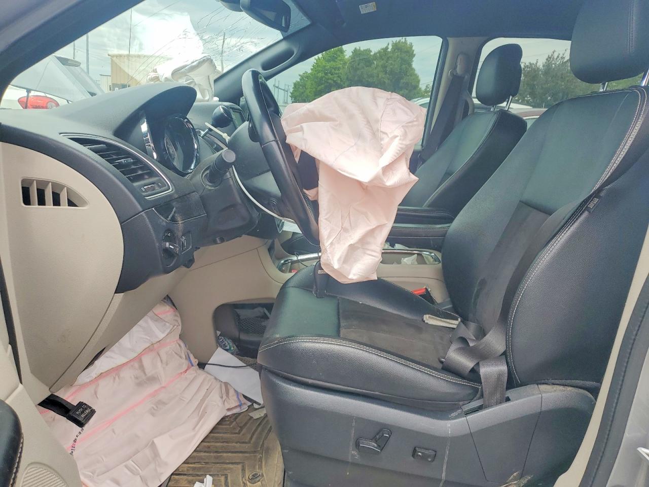 Dodge Caravan Sxt