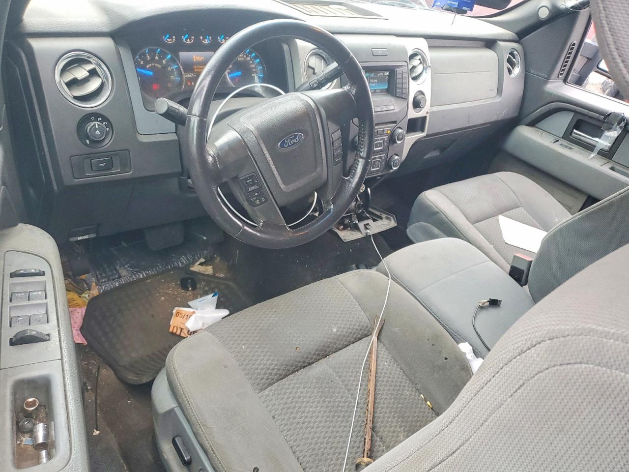Ford F-150 Super Cab
