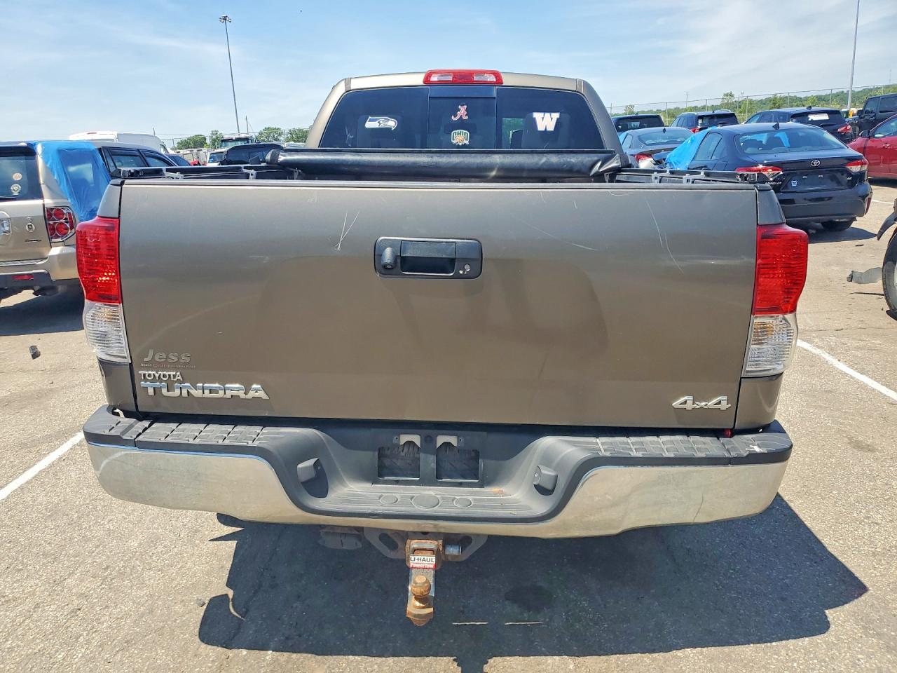 Toyota Tundra Double Cab Sr5