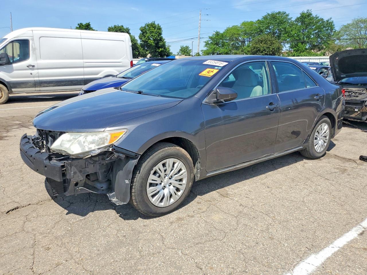 Salvage Toyota Camry Image