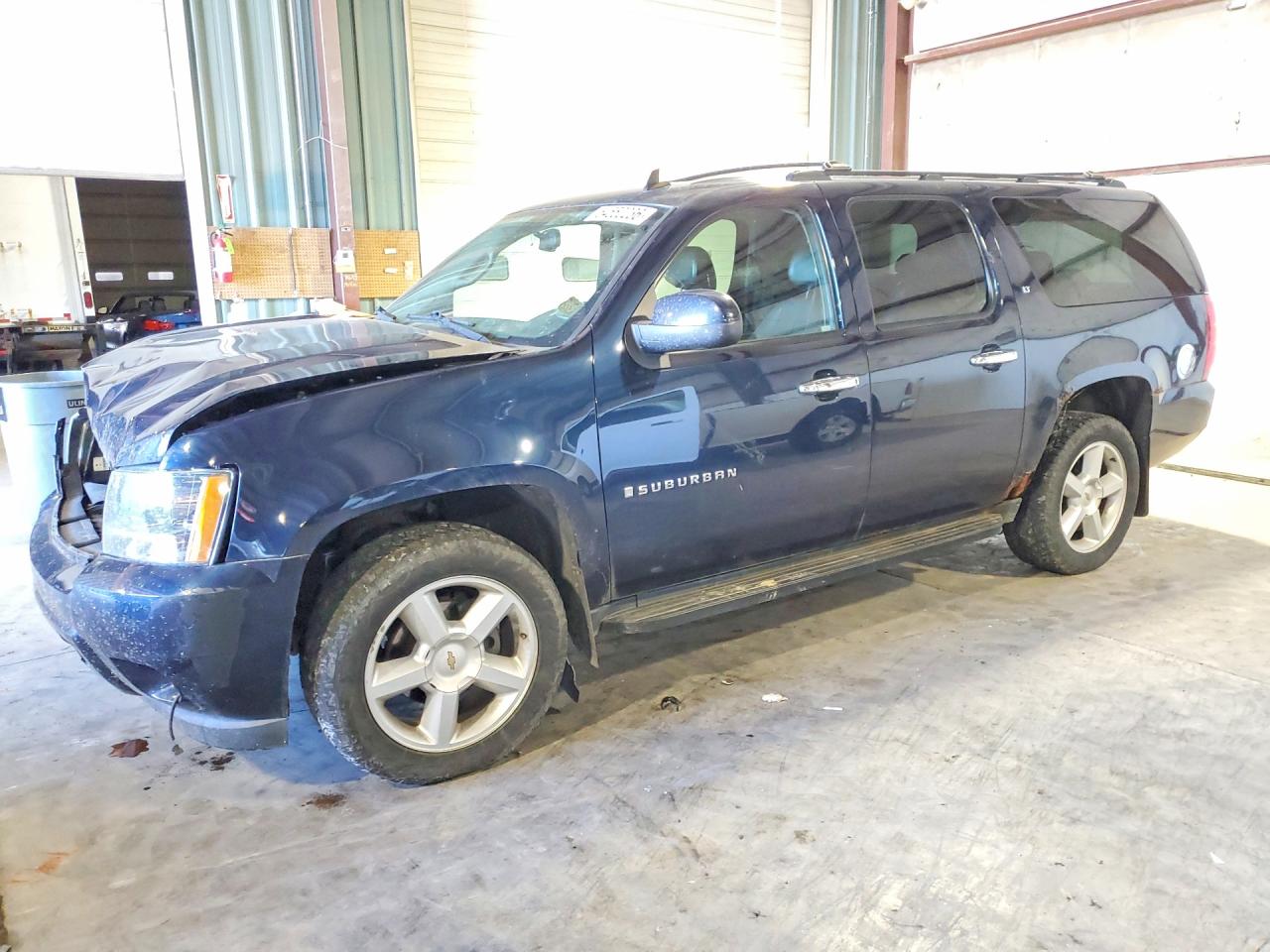 Salvage Chevrolet Suburban Image