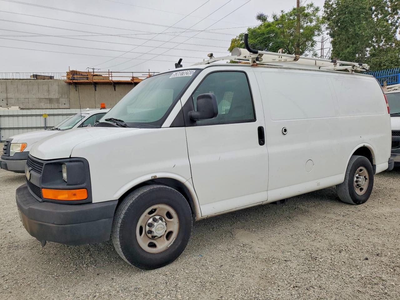 Salvage Chevrolet Express Image