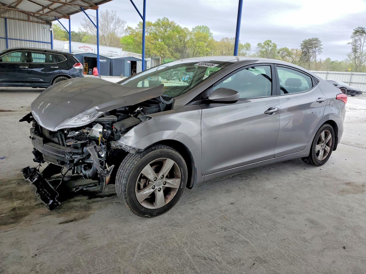 Salvage Hyundai ELANTRA Image