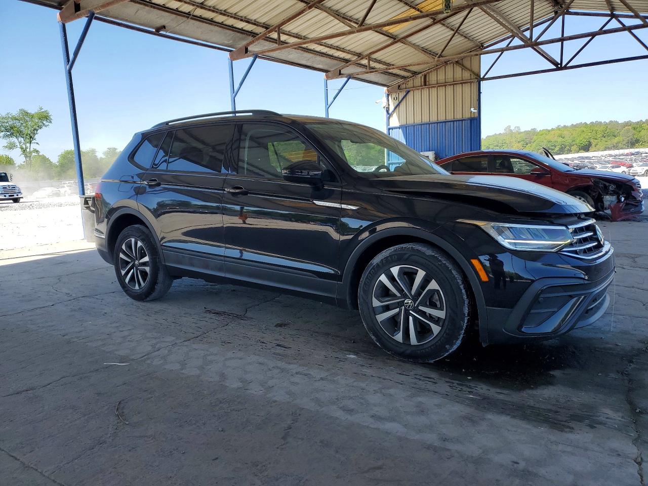 Volkswagen Tiguan S