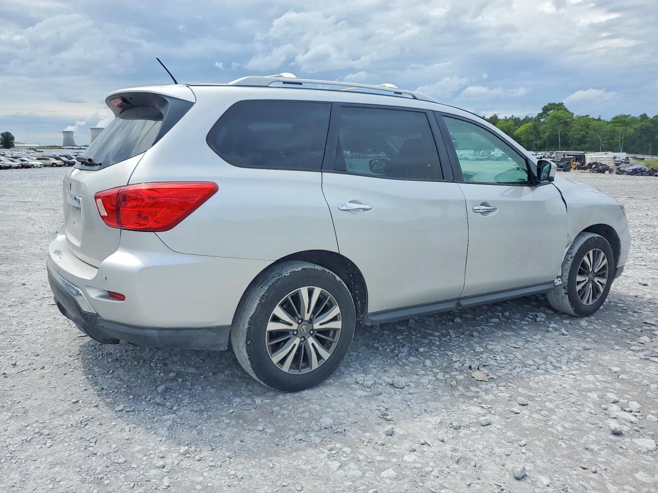 Nissan Pathfinder Sl