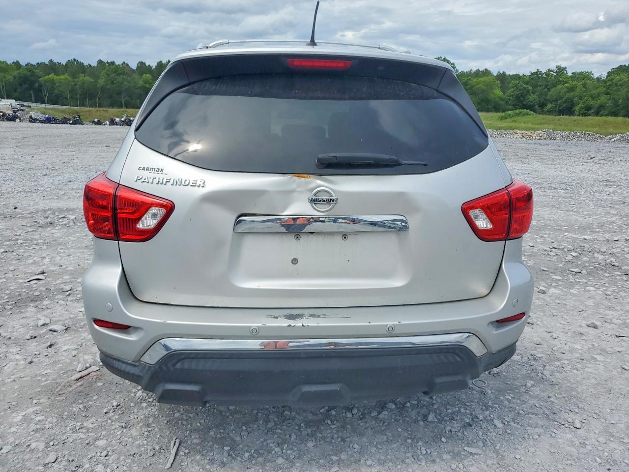 Nissan Pathfinder Sl