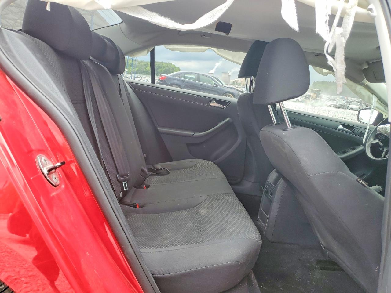 Volkswagen Jetta Base