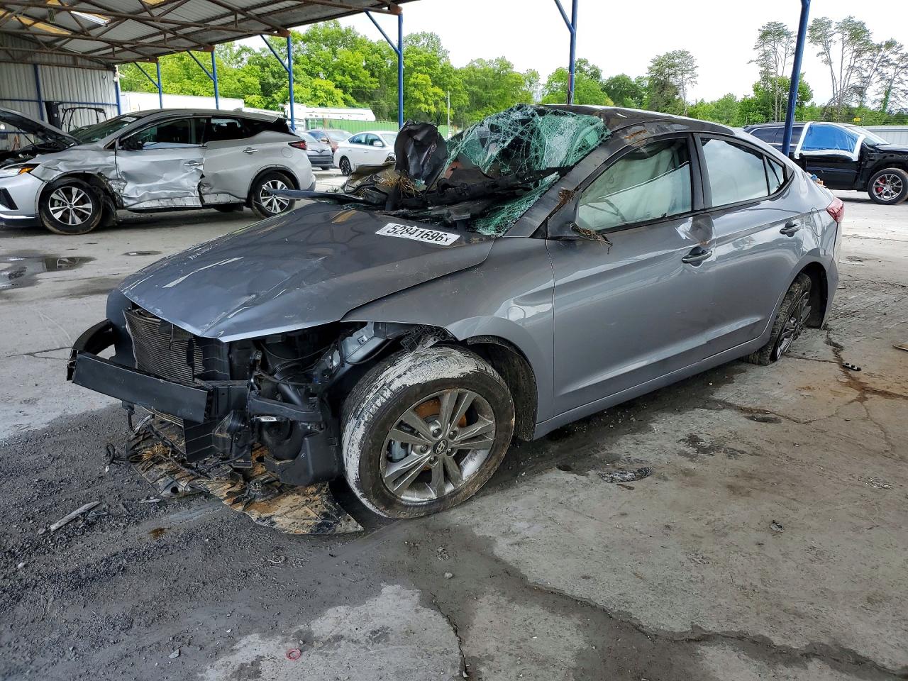 Salvage Hyundai ELANTRA Image