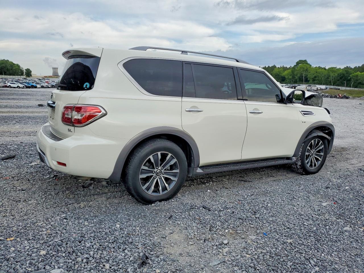 Nissan Armada Sl