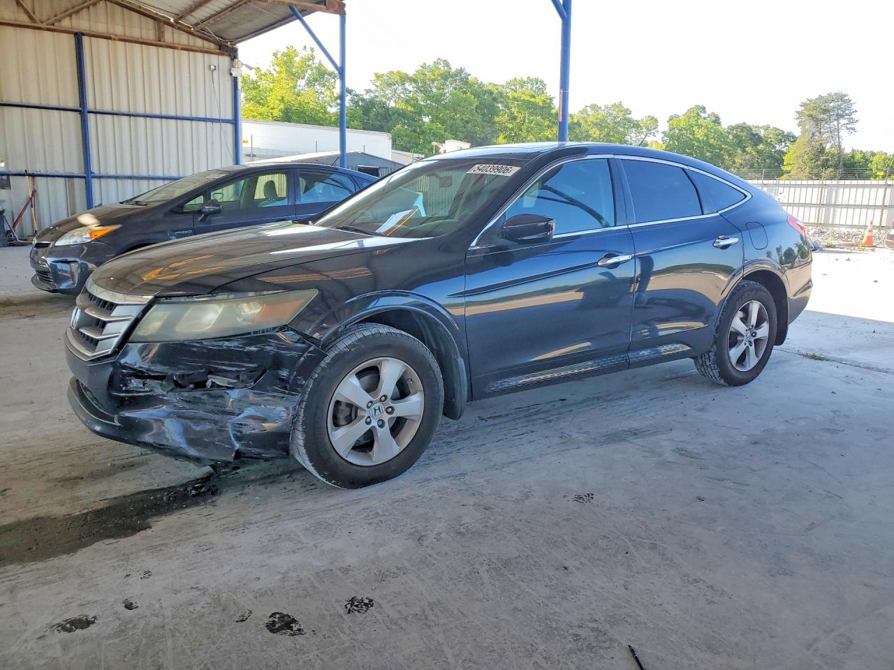 Salvage Honda Accord Image