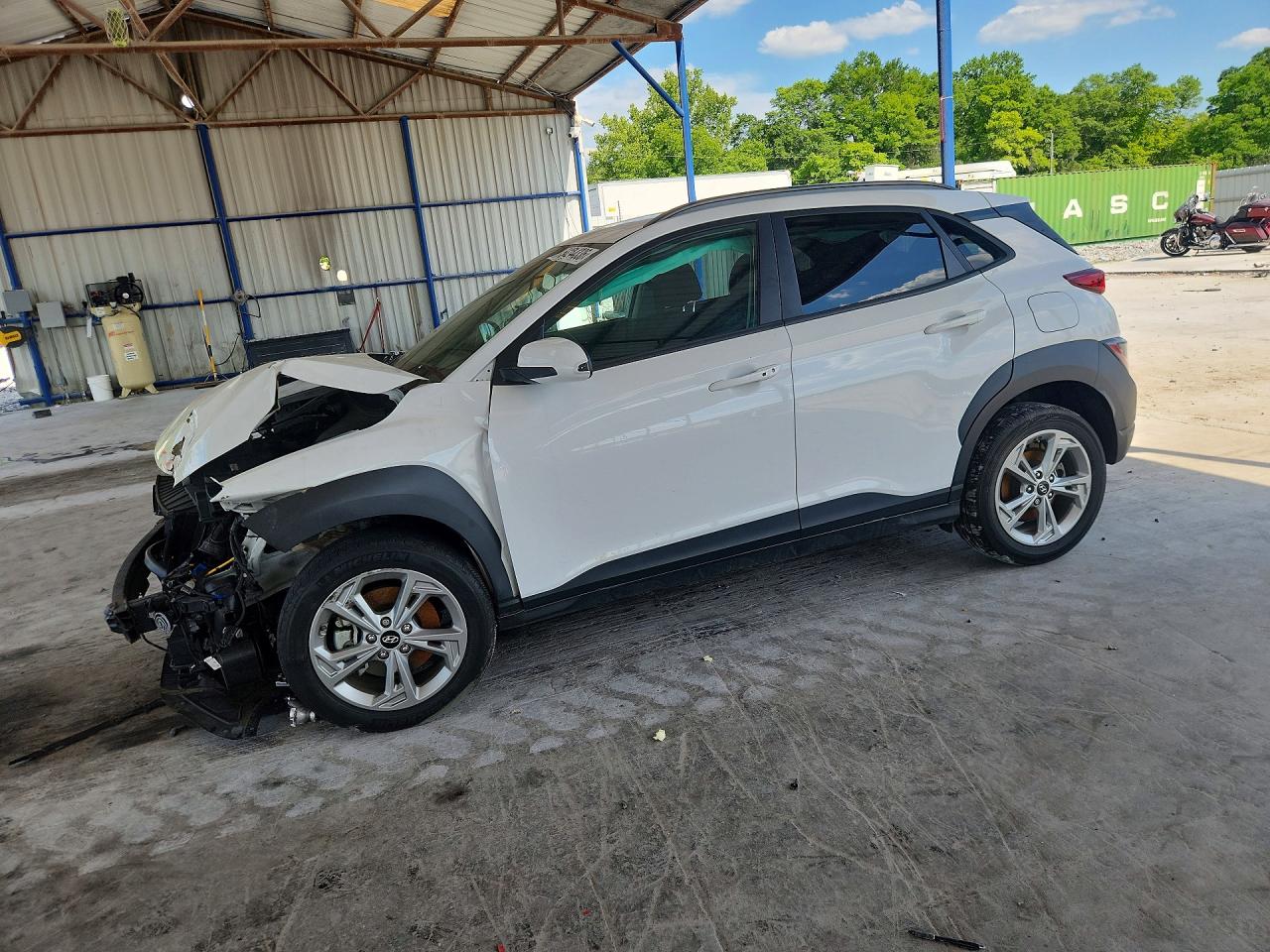 Salvage Hyundai KONA Image