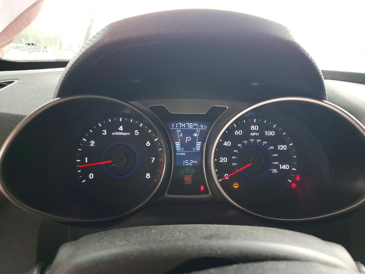 Hyundai VELOSTER Base