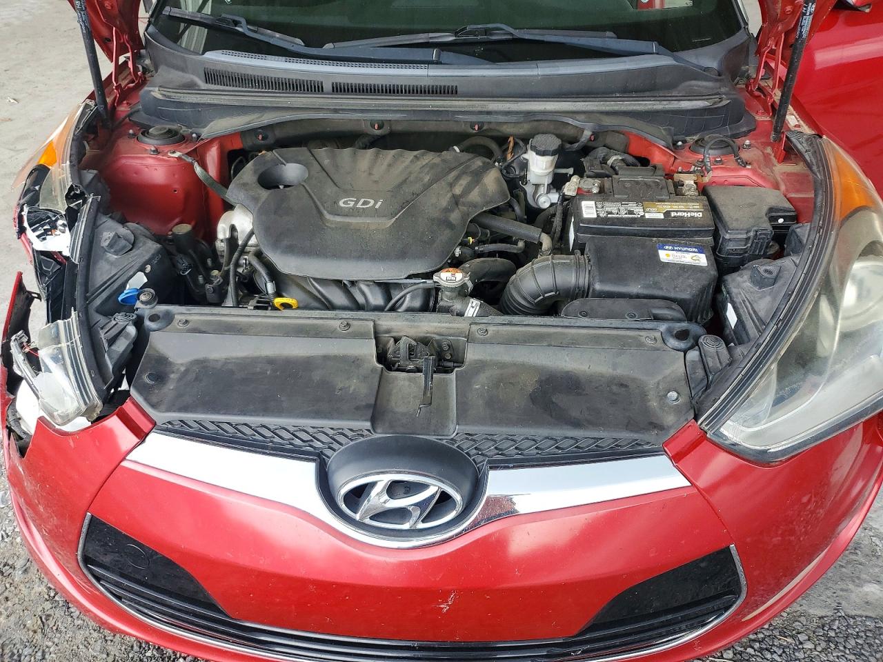 Hyundai VELOSTER Base