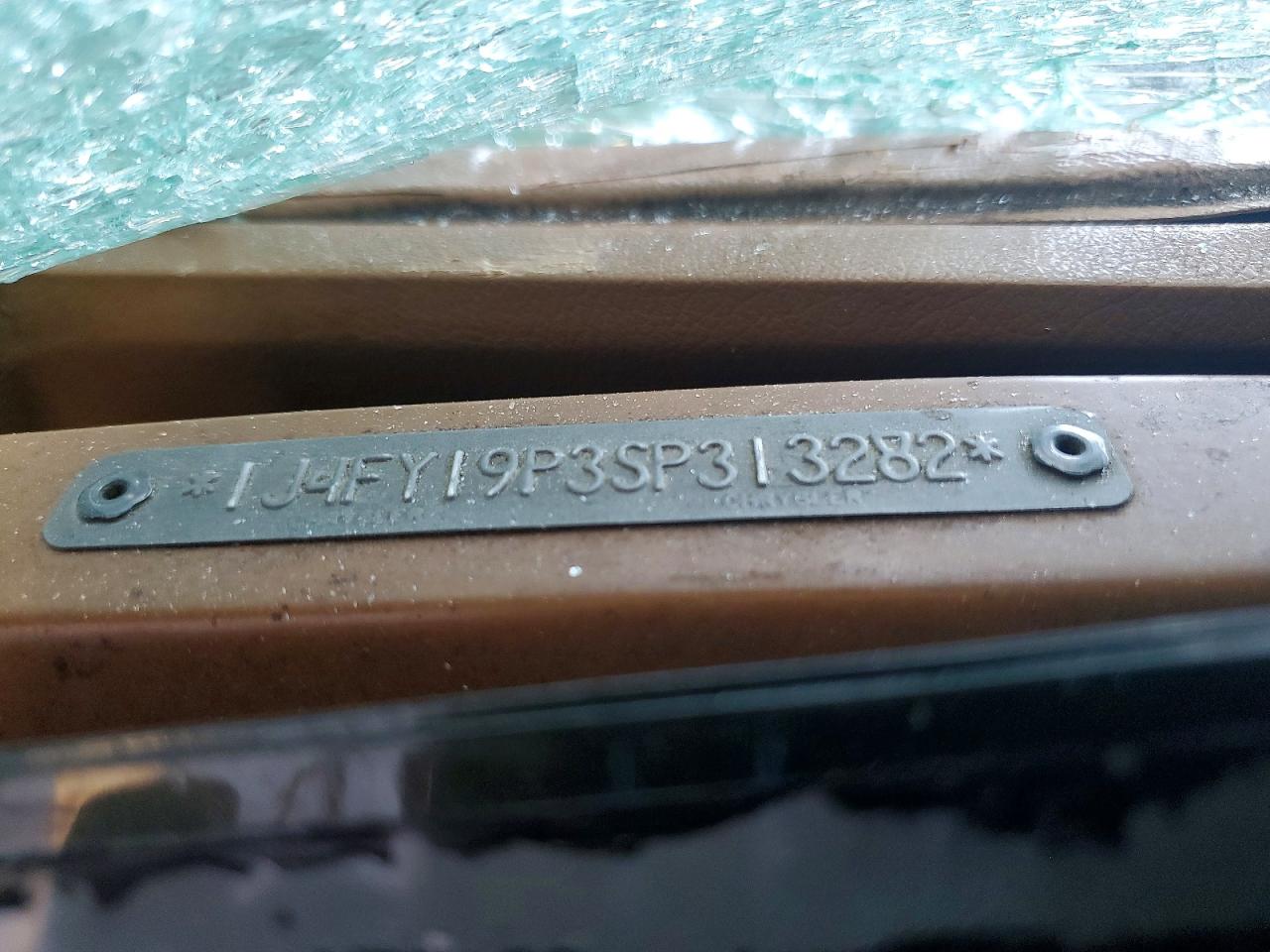 Jeep Wrangler S