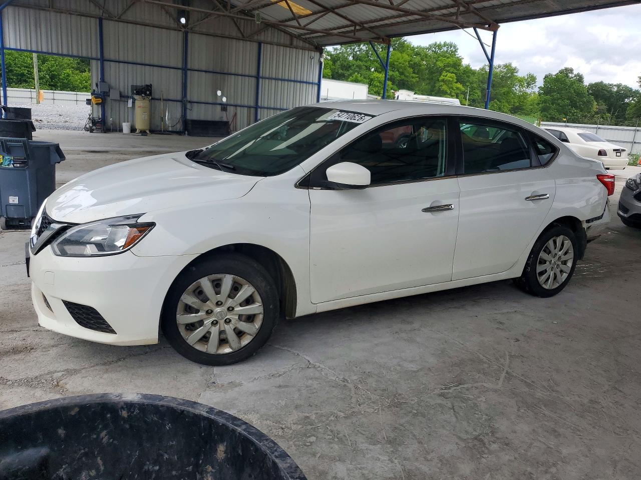 Salvage Nissan Sentra Image