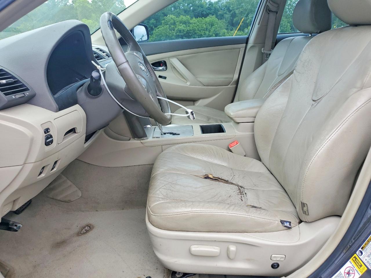 Toyota Camry Hybrid