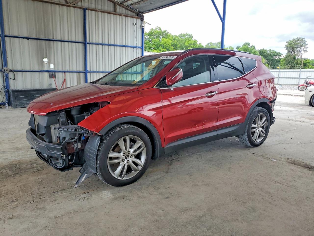 Salvage Hyundai SANTA FE Image
