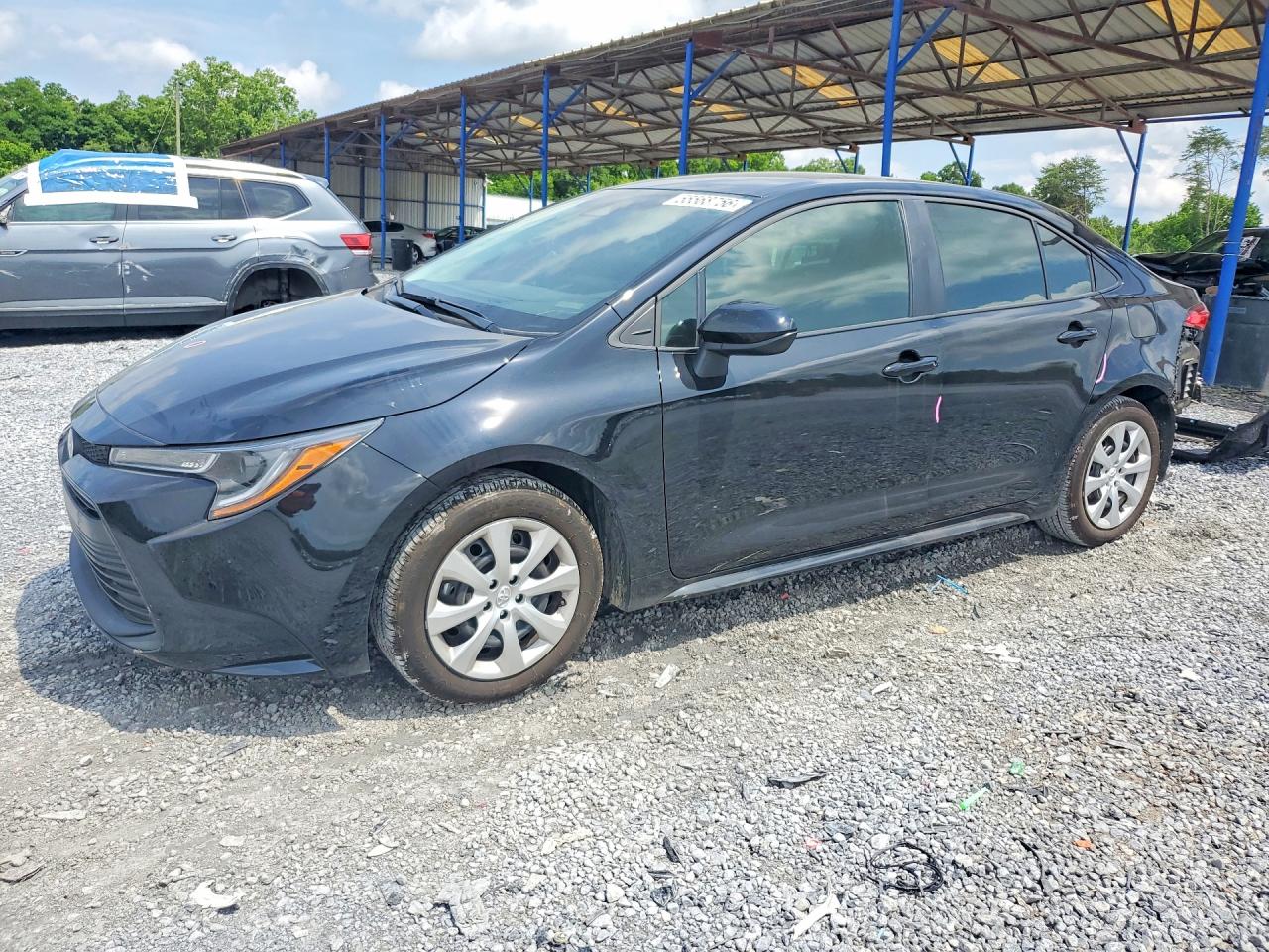 Salvage Toyota Corolla Image