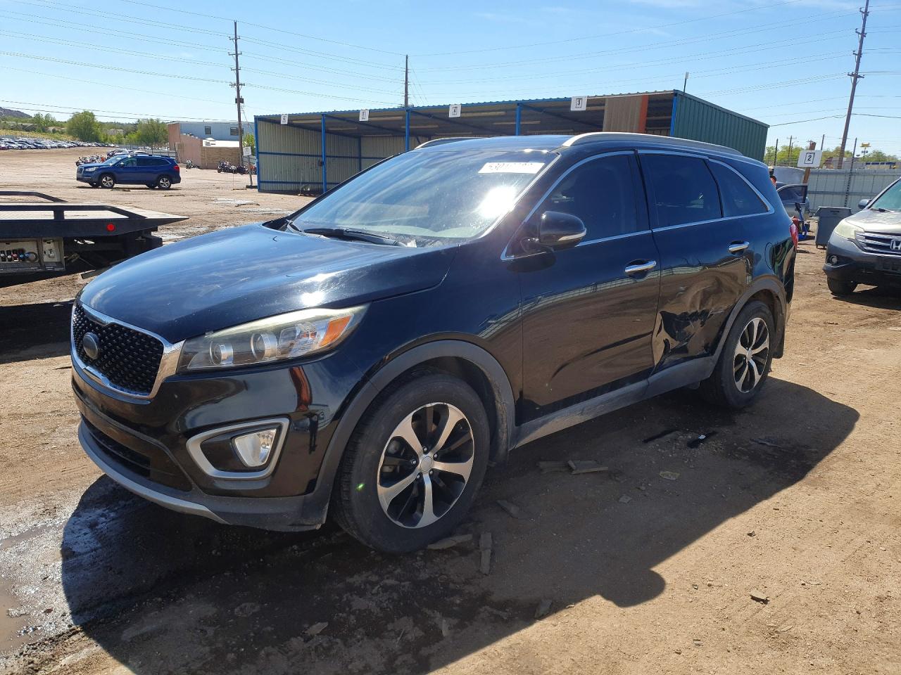 Salvage Kia Sorento Image