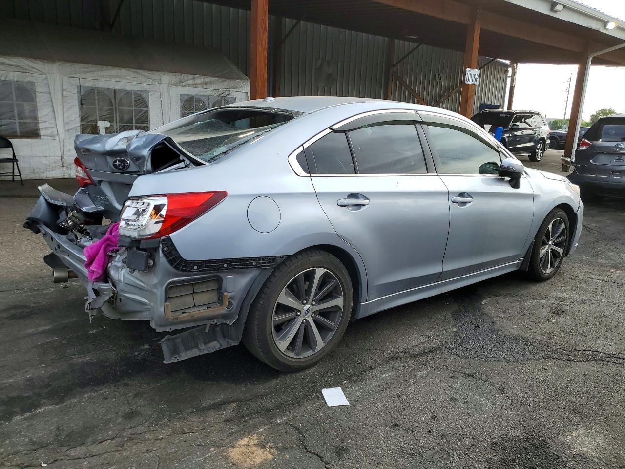 Subaru Legacy 2.5i Limited