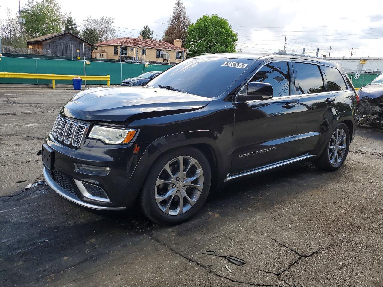 Salvage Jeep Cherokee Image