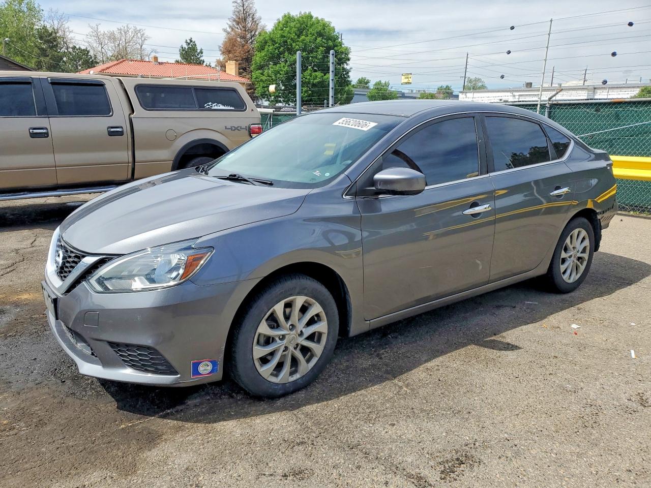 Salvage Nissan Sentra Image