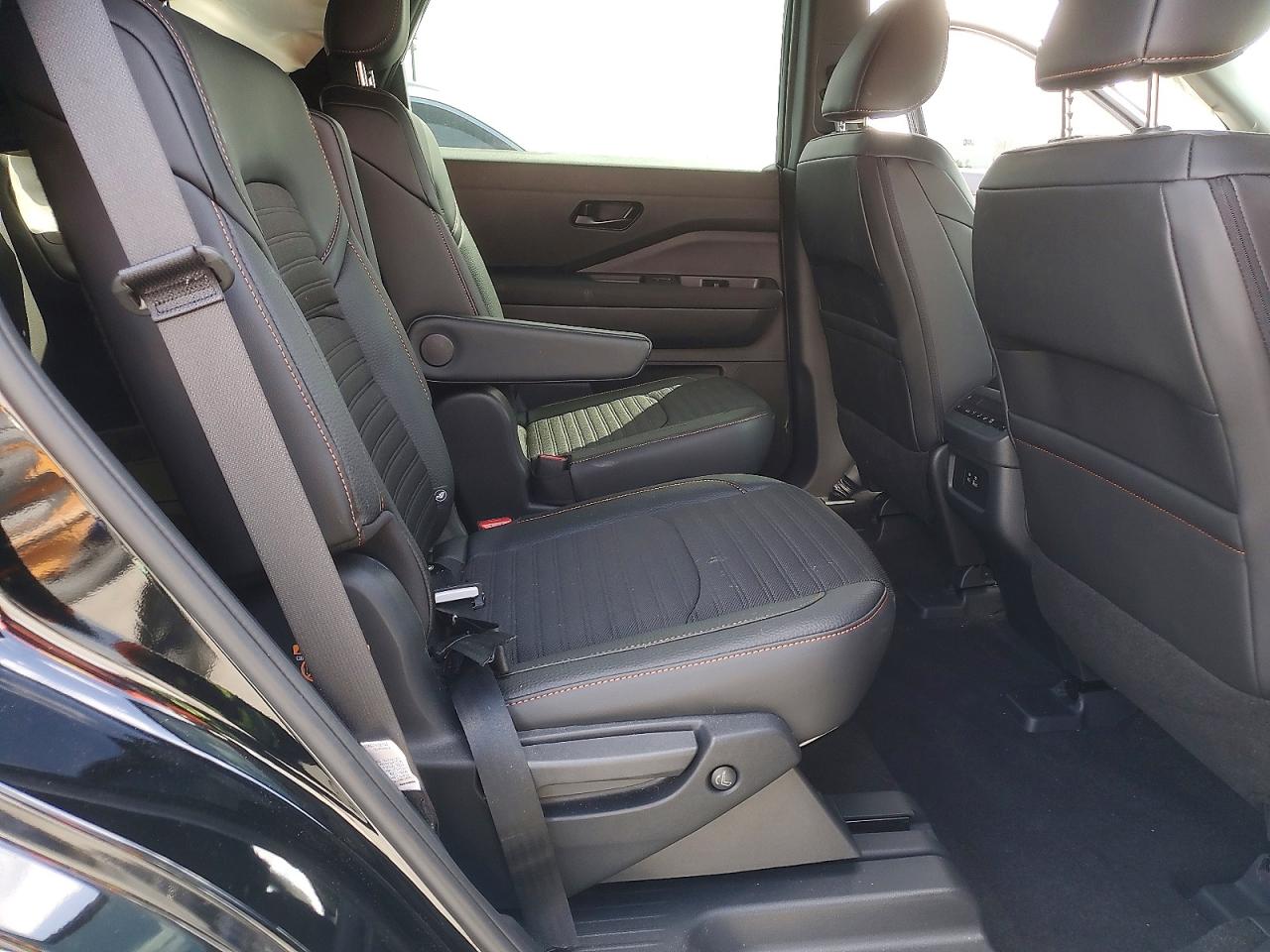 Nissan Pathfinder Rock Creek