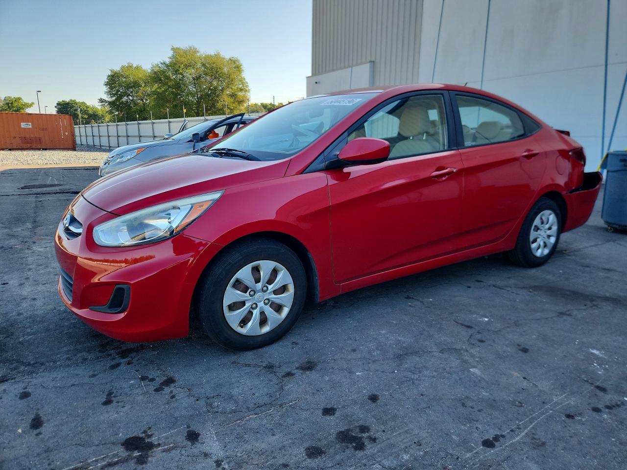 Salvage Hyundai ACCENT Image