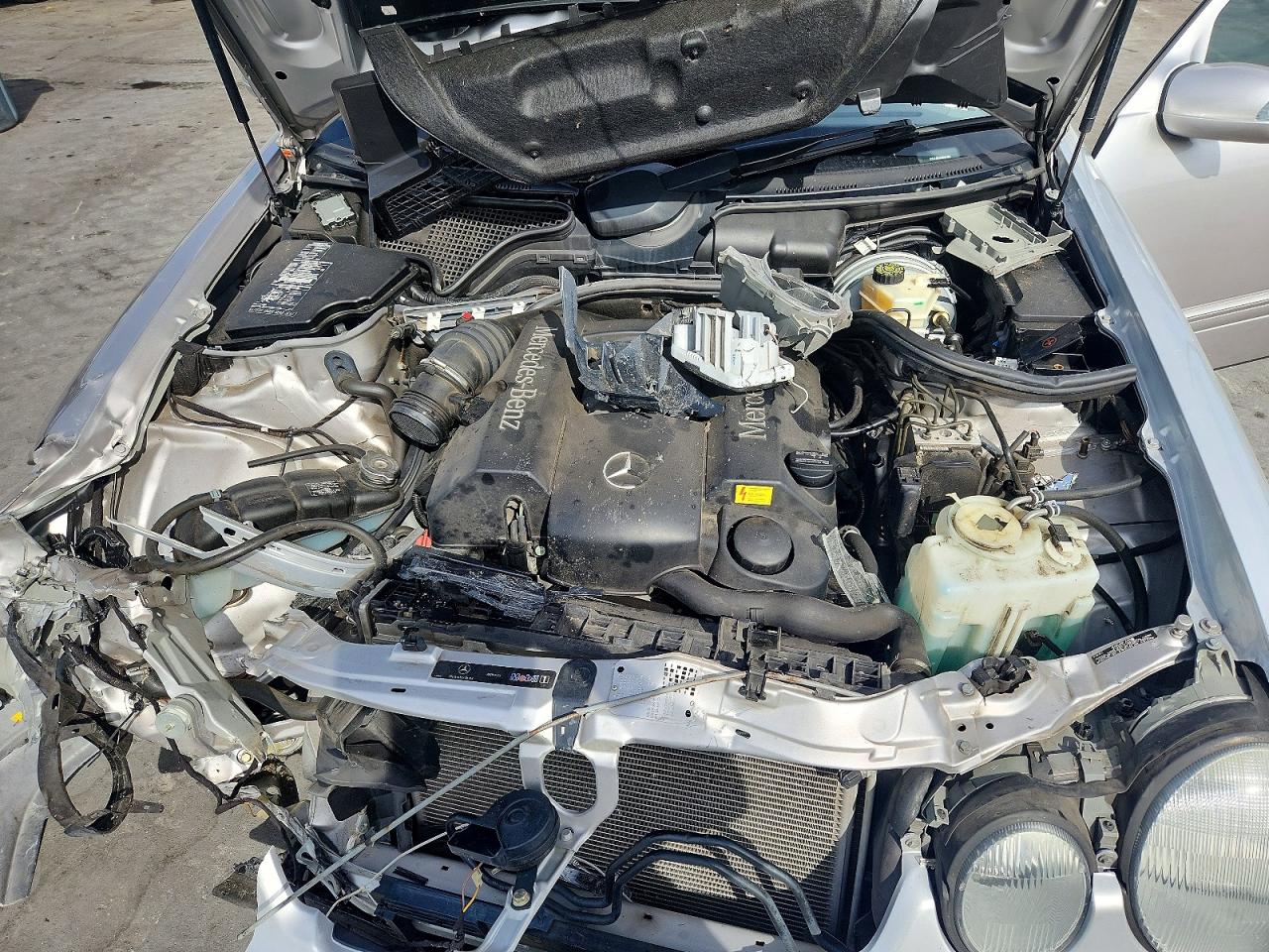 Mercedes-Benz E-Class 320