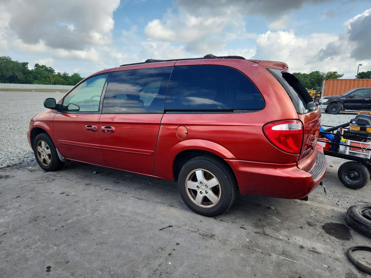 Dodge Caravan Sxt